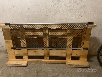 Rete per cani da macchina