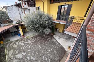 CASA INDIPENDENTE A VAPRIO D'AGOGNA