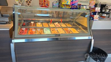 vetrina gelateria 