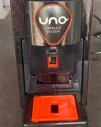 Macchina a caffè capsule uno system lndesit
