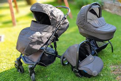 Passeggino Trio Momon Vernuji – omaggio supporto 