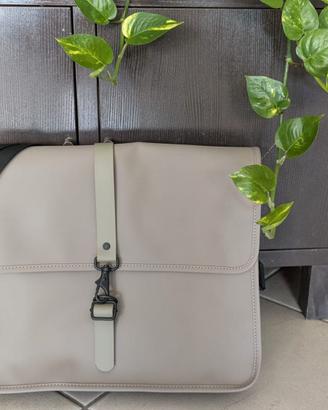 Borsa porta PC Rains Messenger Bag 16”