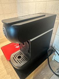 Macchina caffe illy easy