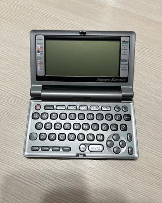Dizionario elettronico tascabile SHARP PW- E520