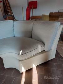 Divano ad angolo con cuscini sfoderabili