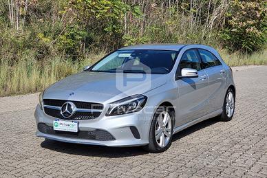 MERCEDES A 200 d Automatic Premium