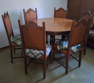 Tavolo rotondo in legno allungabile con 6 sedie