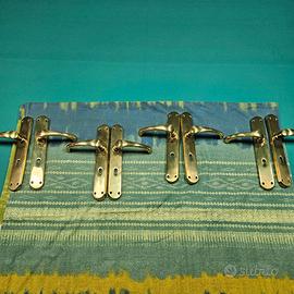 MANIGLIE PORTA INTERNO