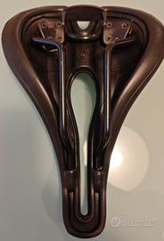 Sella Per Bicicletta Selle SMP TRK Large - Ergonomica, Canale Centrale Libero, Made In Italy