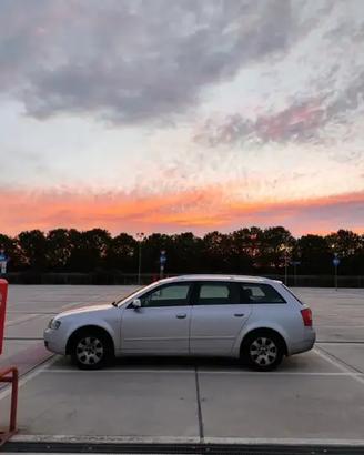 Audi A4 Avant 1.9 tdi 131cv