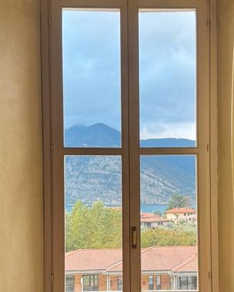 Una finestra sul lago