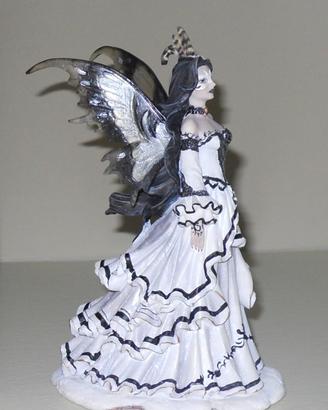 DRAGONSITE Fata "QUEEN'S OF OWLS" by Nenè Thomas