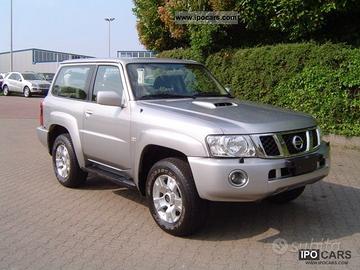 NISSAN PATROL GR 3.0  2 PORTE AUTOVETTURA MANUALE