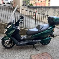 SUZUKI BURGMAN 150 del 2002 + BAULETTO E PARAVENTO