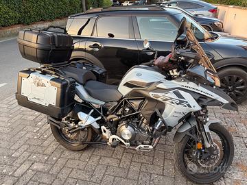 Moto Benelli TRK 502X