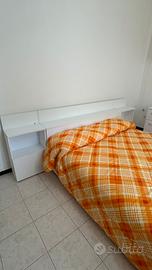 Camera da Letto Completa con Rete e Comodini
