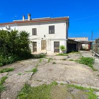CASA SEMINDIPENDENTE A TORREVECCHIA TEATINA