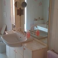 Mobile bagno laccato 