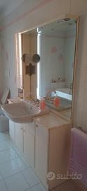 Mobile bagno laccato 
