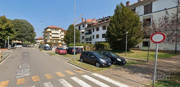 Stanza singola ZONA BOLLATE 390eu SPESE INCLUSE