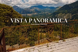 Casa indipendente di 230 m² con più di 5 locali a 