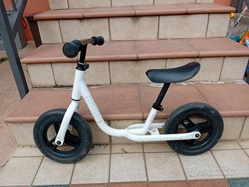 Bici senza pedali