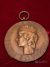 Medaglia ufficiale per  visita al Quirinale.