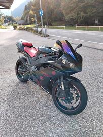 Yamaha R1