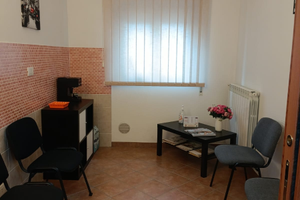 Camera singola uso ufficio