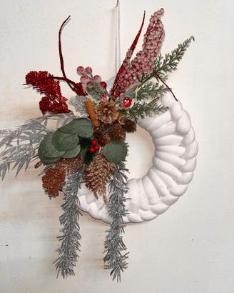 Ghirlanda Bianca Invernale con Decorazione Argento