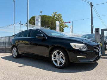 Volvo V60 D2 1.6 Momentum