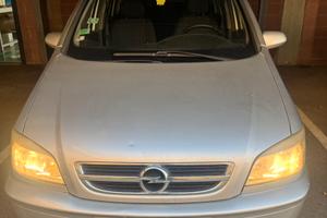 Opel zafira 7 posti