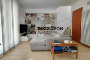 Montebelluna, centro - Villetta casa bifamiliare