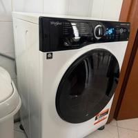 Lavatrice a libera installazione Whirlpool 8k