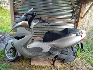 Malaguti madison 150