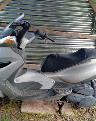 Malaguti madison 150