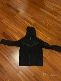 FELPA NIKE TECH NERA NUOVA (PREZZO TRATTABILE) 