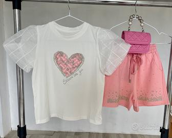 Costume per una ragazza