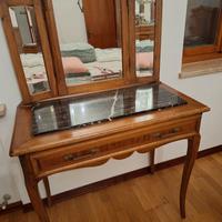 Mobili originali in noce massello, epoca 1910–1930