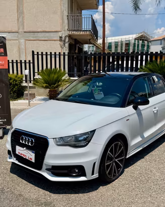 AUDI A1 1.6 TDI S line edition