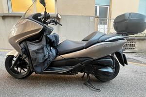 Honda forza 300- 2017 - 61000km motore perfetto