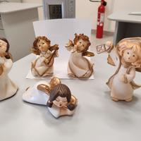 Statuine in ceramica in stile THUN 5 pezzi