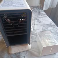 Ventilatore da tavolo  con contenitore acqua