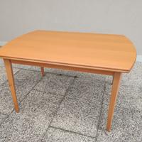 tavolo in legno di faggio allungabile 