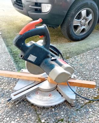 taglia assi e cornici anche angolare