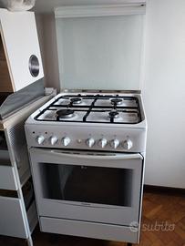 ARISTON cucina a gas 4 fuochi e forno elettrico