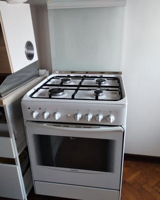 ARISTON cucina a gas 4 fuochi e forno elettrico