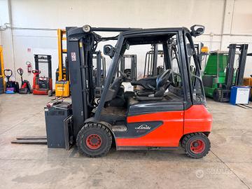CARRELLO ELEVATORE MULETTO ELETTRICO LINDE 30 QUIN