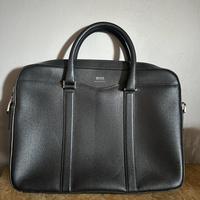 Borsa 24 ore Hugo Boss