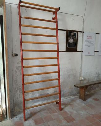 spalliera svedese per mantenersi in forma